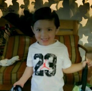 Meet your Posher, Adela